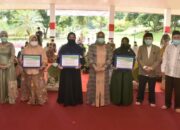 Bupati Bogor Serahkan Bantuan Hibah Dari Kemenag Kepada Majelis Taklim