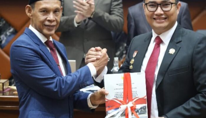 Melalui Rapat Paripurna DPRD, Pemkab Bogor Serahkan Raperda Pertanggungjawaban Pelaksanaan APBD Tahun 2025